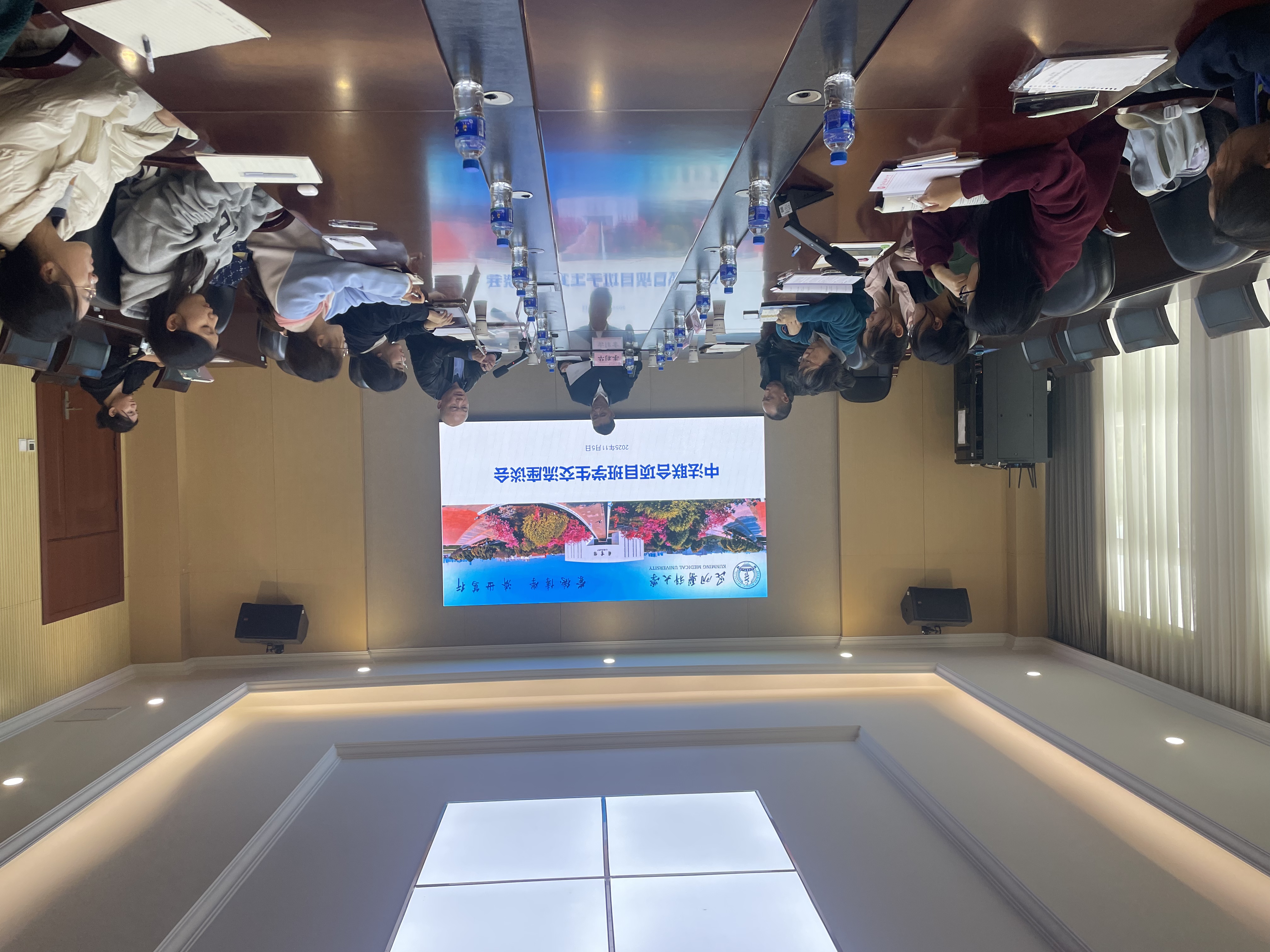 Beat365唯一官方网站中法合作医学院召开中法联合项目班学生交流座谈会